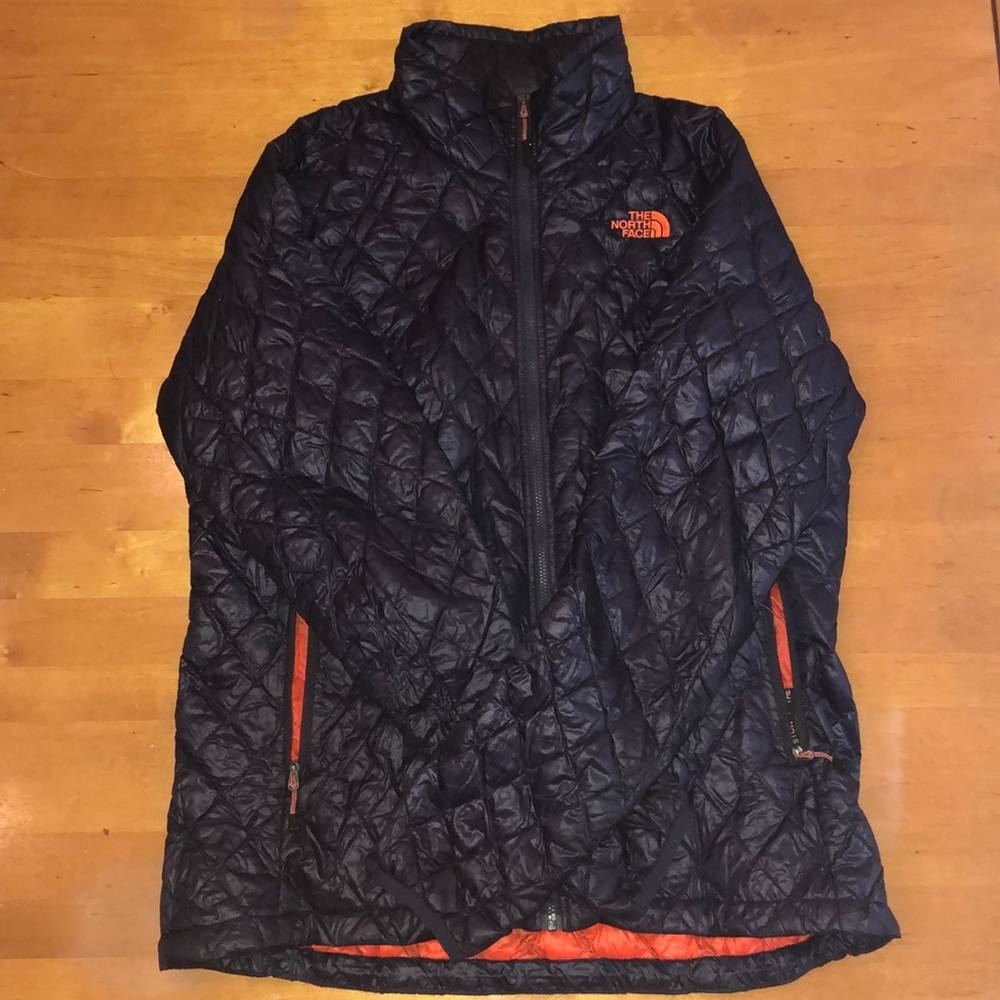 NorthFace women’s thermoball jacket. LARGE